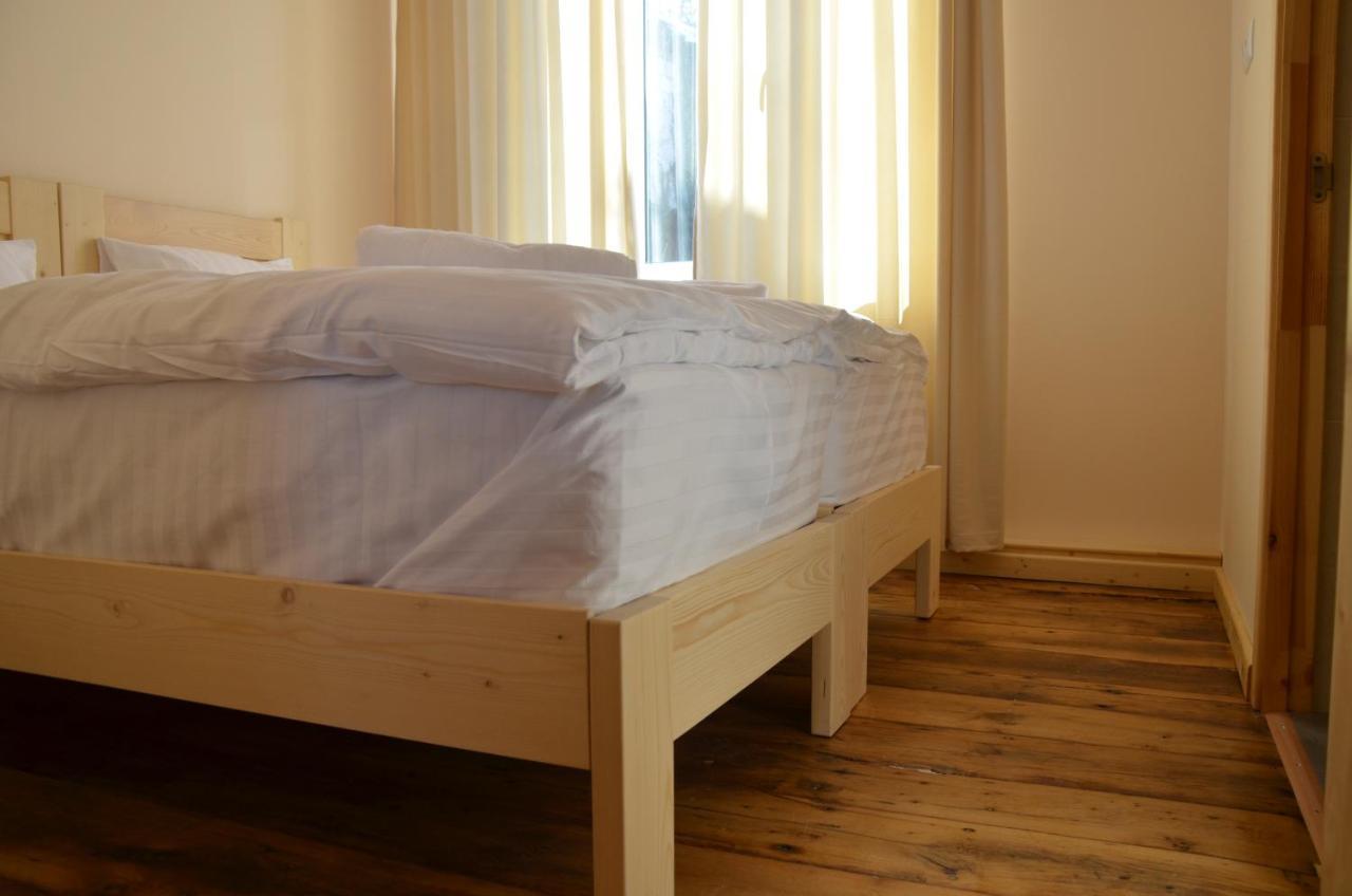 Petit Dilijan Bed & Breakfast Luaran gambar