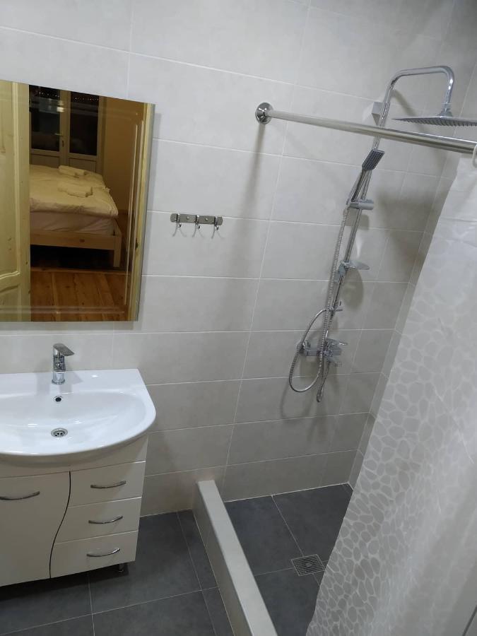 Petit Dilijan Bed & Breakfast Luaran gambar